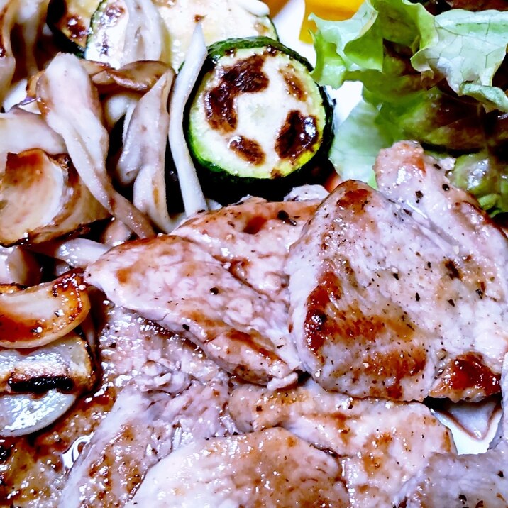 豚ヒレ肉のソテー　バルサミコビネガーソース